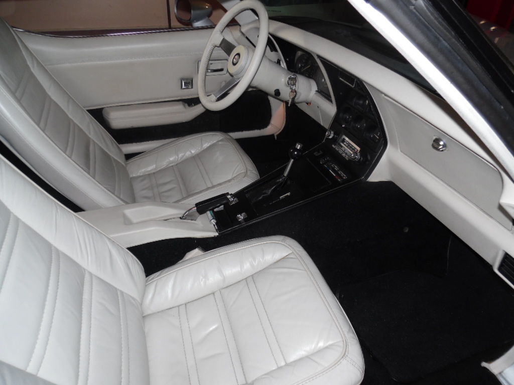Oyster Interior With Black Carpet Corvetteforum