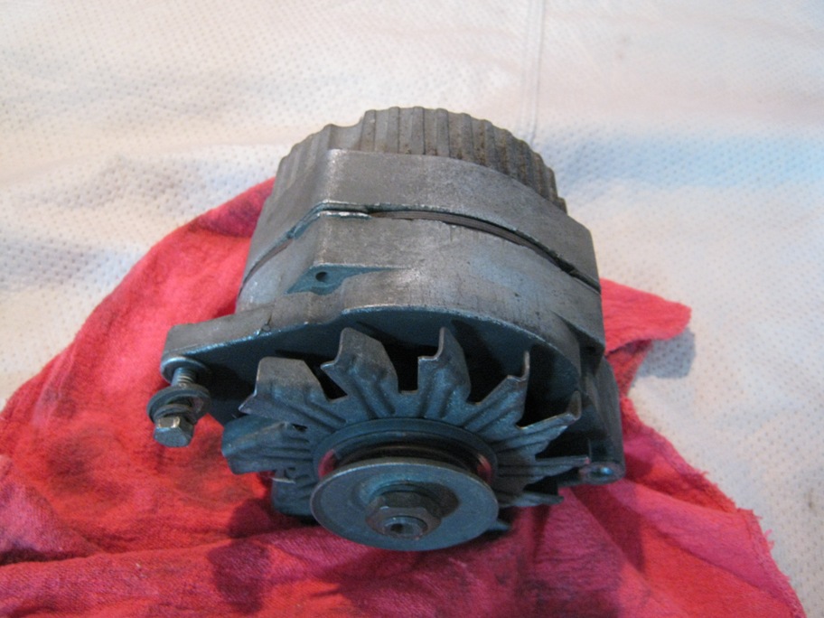 Name:  1977 61 Amp Alternator (2).JPG
Views: 1468
Size:  146.6 KB