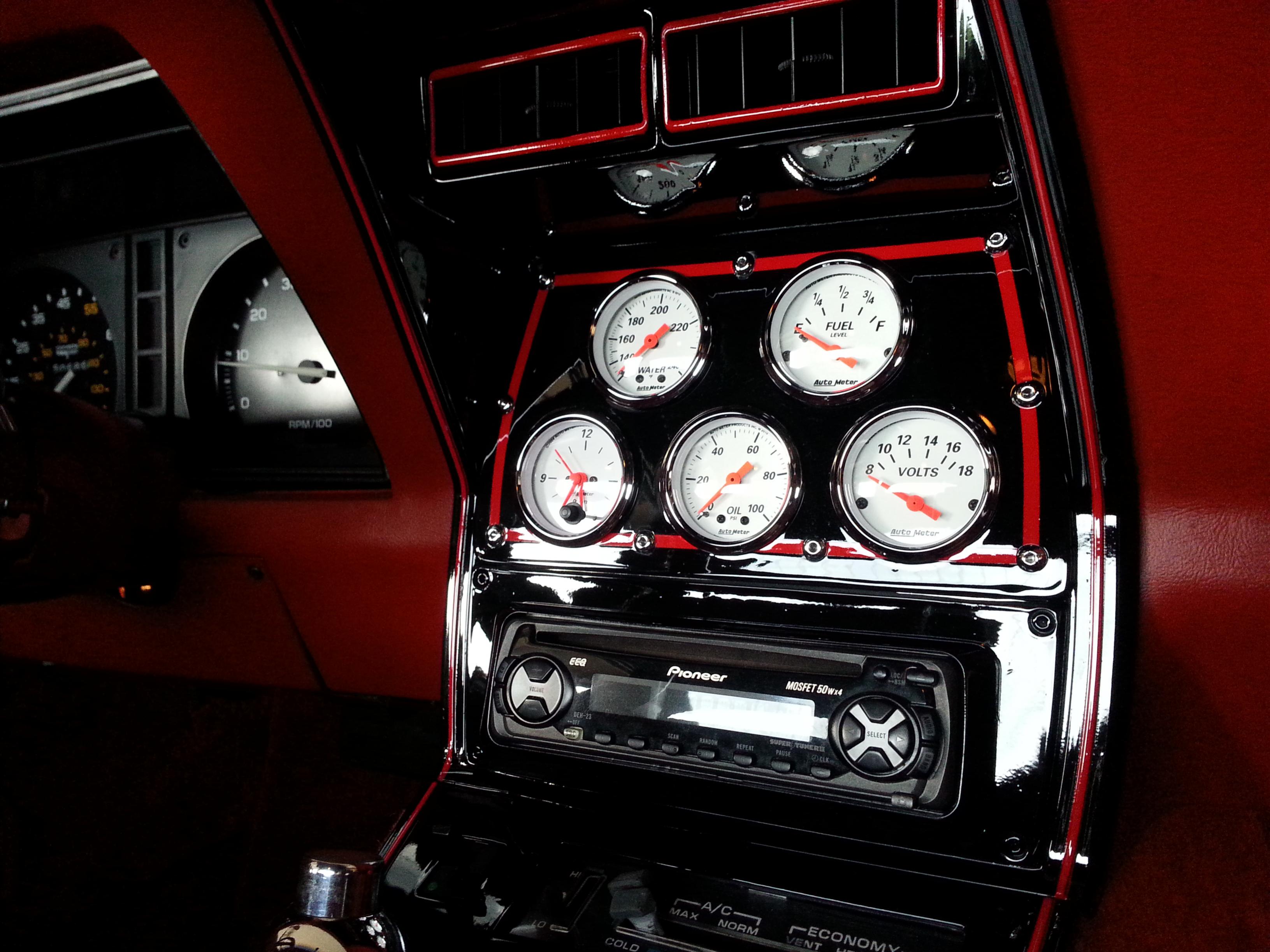 New Autometer Gauges Corvetteforum Chevrolet Corvette Forum Discussion