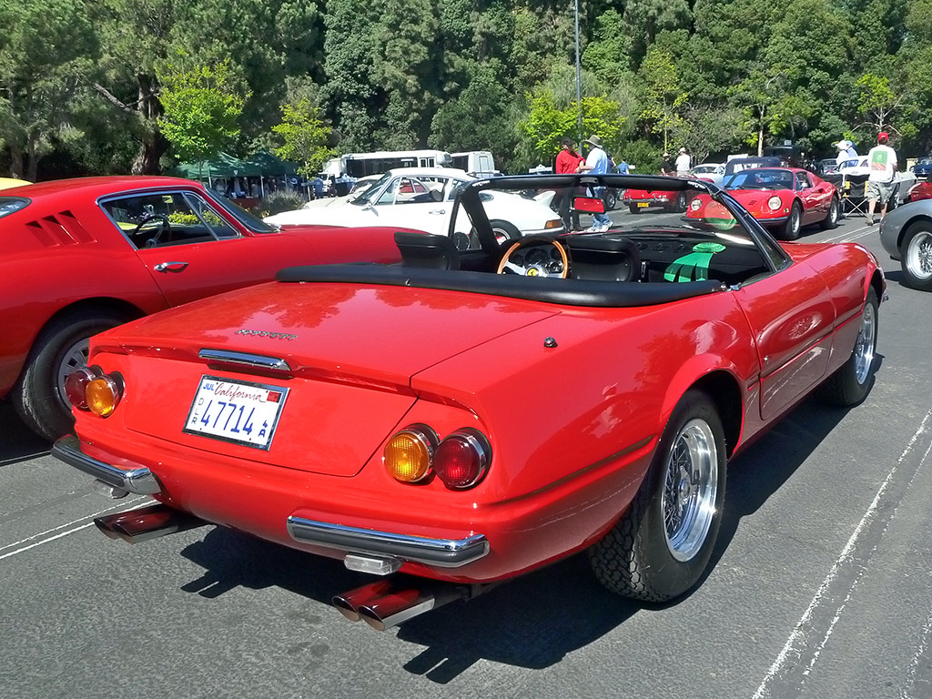 Name:  Ferrari-1969-365-GTB-4-Daytona-rear tails.jpg
Views: 1363
Size:  360.0 KB