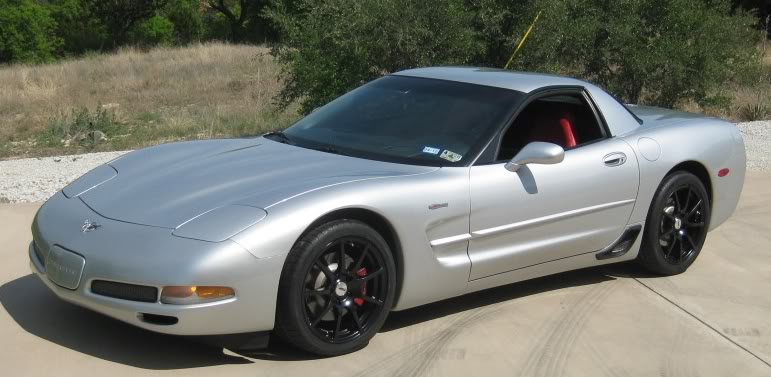 Name:  interlagos-blackcorvettec5z06silver3.jpg
Views: 1934
Size:  56.9 KB