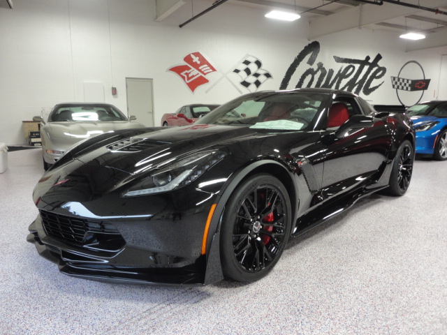 Z06 Z07 On The Floor 1lz Black With Red Interior Buds In