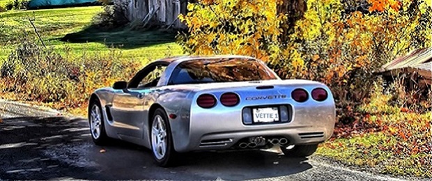 Corvette in the fall620x260