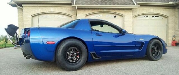 Someone in Ontario, Canada Stole this C5 Corvette Racer