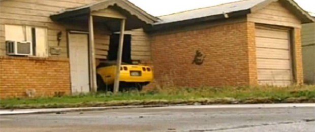 C4 Corvette Crashes into a House in Odessa, Texas