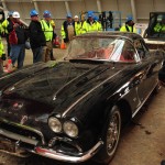 Team Shows Extreme Care in Pulling Corvettes from Sinkhole 
