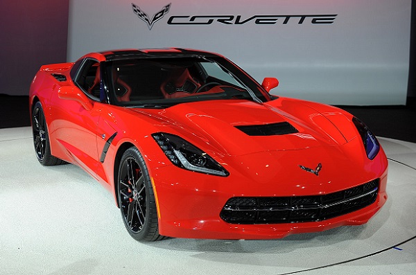 09-2014-chevrolet-corvette-stingray-text