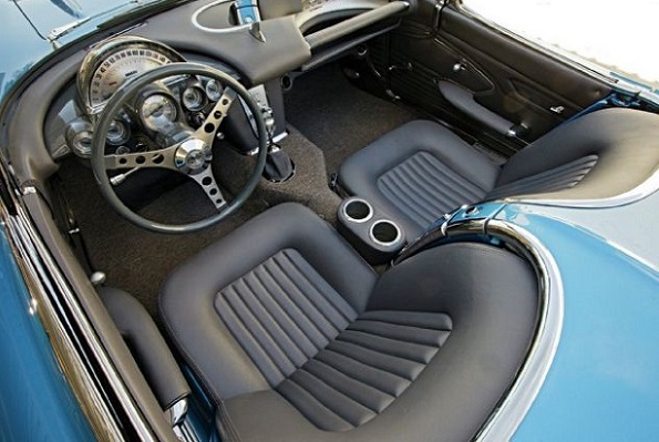 1961-chevrolet-corvette-convertible-interior
