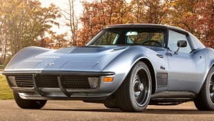 Jimmie Johnson’s resto-mod Stingray may be the coolest Corvette at SEMA