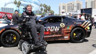 Quadriplegic Former IndyCar Racer Uses Head and Mouth to Drive C7 Corvette