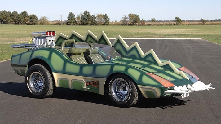 the-modified-1975-corvette-c3-frankenstein-drove-in-death-race-2000-goes-on-auction-photo-gallery_3