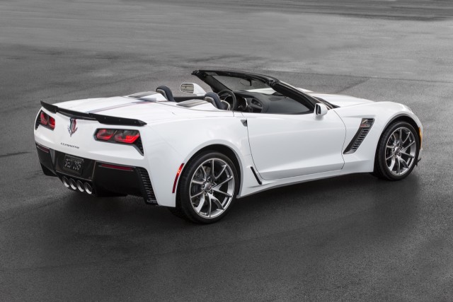 2016 Corvette Gets a $400 Price Bump