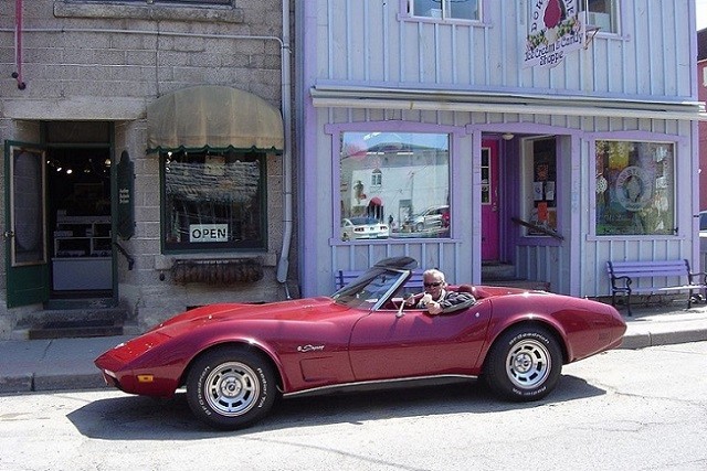 Corvette Forum Member Drives ’74 Droptop 100 Miles to Get Ice Cream