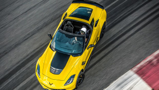 Mustang GT350R Bests Corvette C7 Z06 in R&T’s Performance Car of the Year