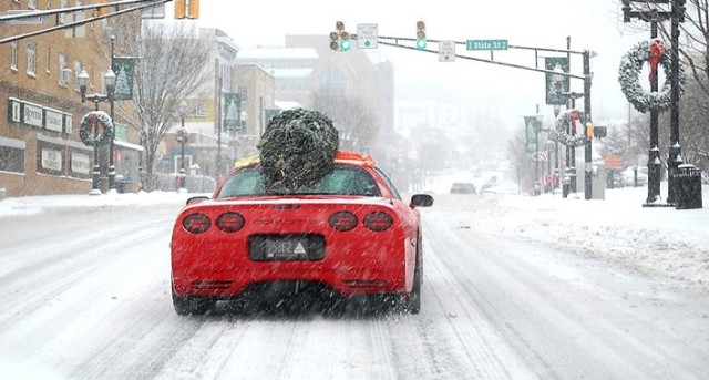 Facebook Fridays: a Holiday Melody for Corvette Fans