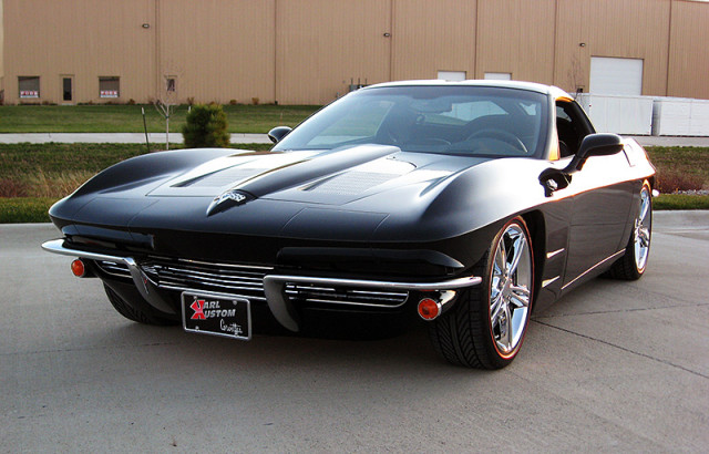 What Do You Think of This Custom Split-Window C6 Corvette?