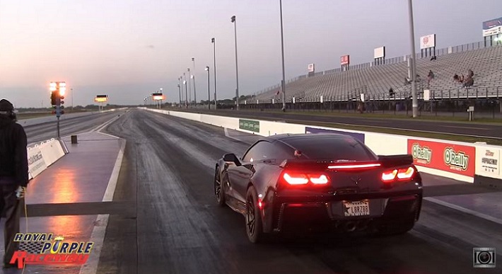 Corvette C7 Z06 Sets New World Record Pass