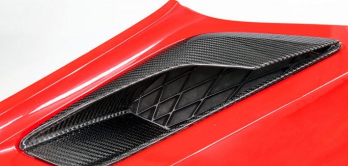 C7-Corvette-Nowicki-Autosport-Carbon-Fiber-Intake-Duct-720x340