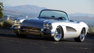 1961 Corvette Rises From the Ashes Into a Glorious Machine