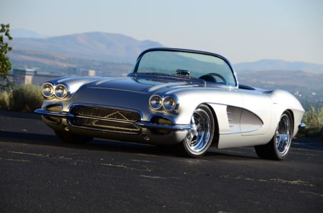 1961 Corvette Rises From the Ashes Into a Glorious Machine