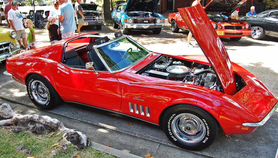 1969-red-corvette