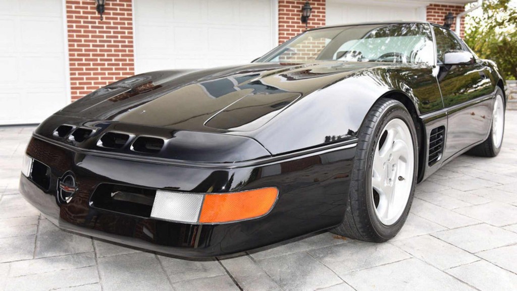 scarce-callaway-corvette-sells-on-ebay-with-a-little-over-10000-miles-3-1024x577