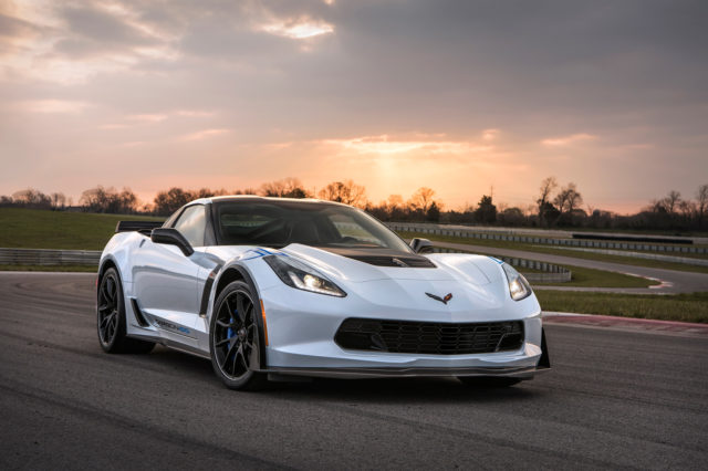 Corvette Drops to Third on Most-Read-About Vehicle List
