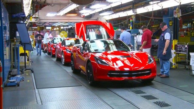 6 Pics of The Corvette Plant Because It’s Temporarily Stopping Tours
