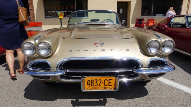 1962 Corvette at the 2017 Woodward Dream Cruise.