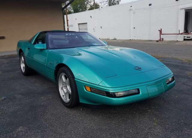This Teal ZR-1 is a 1990s Time Machine