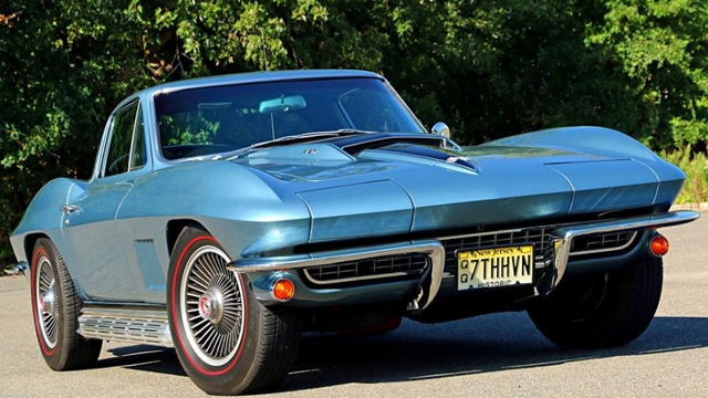 Daily Slideshow: A Mint All-original 1967 427 Stingray!