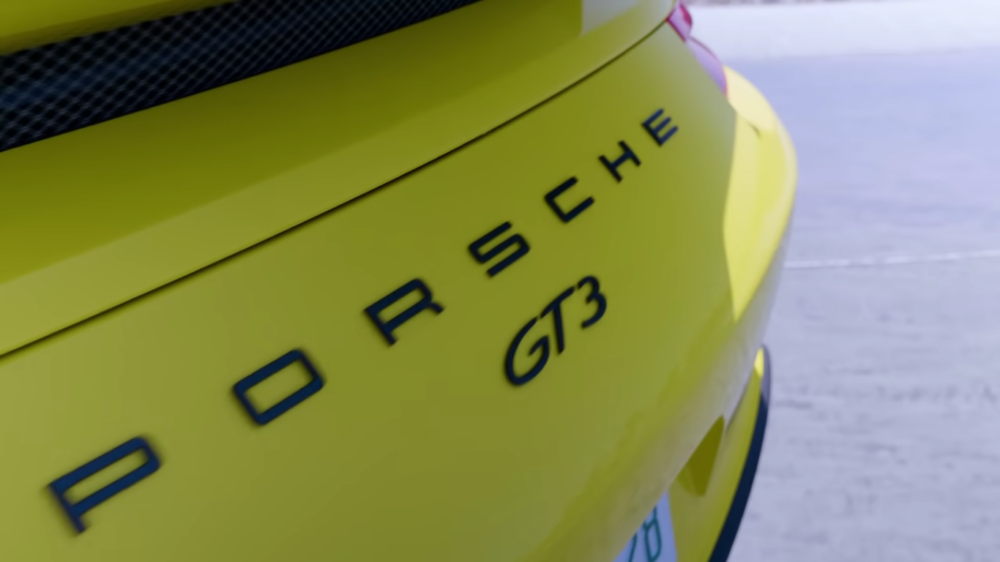 ZR1 vs 911 GT3