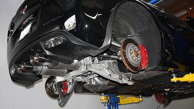 Corvette: How to Install Lowering Springs