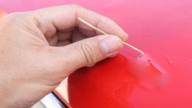 Corvette: How to Use Touch-Up Paint Pens
