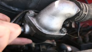 Corvette: How to Replace Thermostat