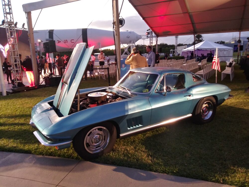 CORVETTE FORUM - Classic Corvettes at C8 Convertible Reveal