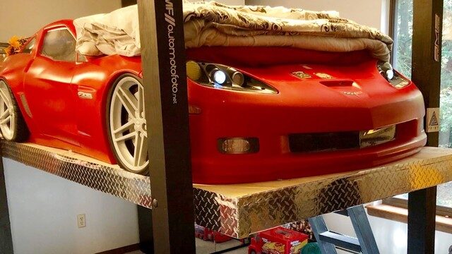 Dad Creates Z06 C6 Vette Bed for Son Complete with Garage Lift