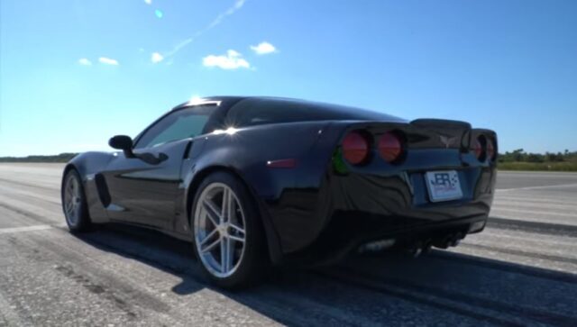 Video: 2006 Corvette Z06 Half-Mile Speed Test