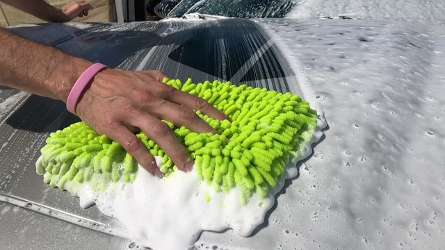 How to Correctly Wash a Corvette – Ultimate DIY Guide