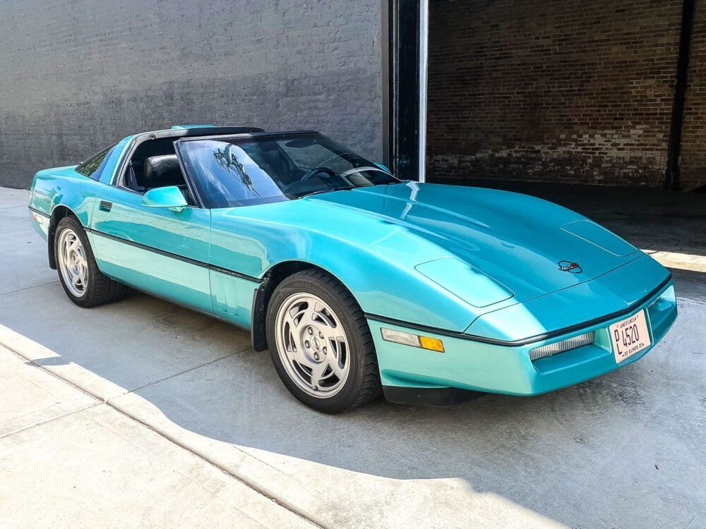 Turquoise Metallic 1990 Corvette