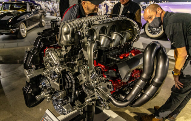 LT6 V8 engine