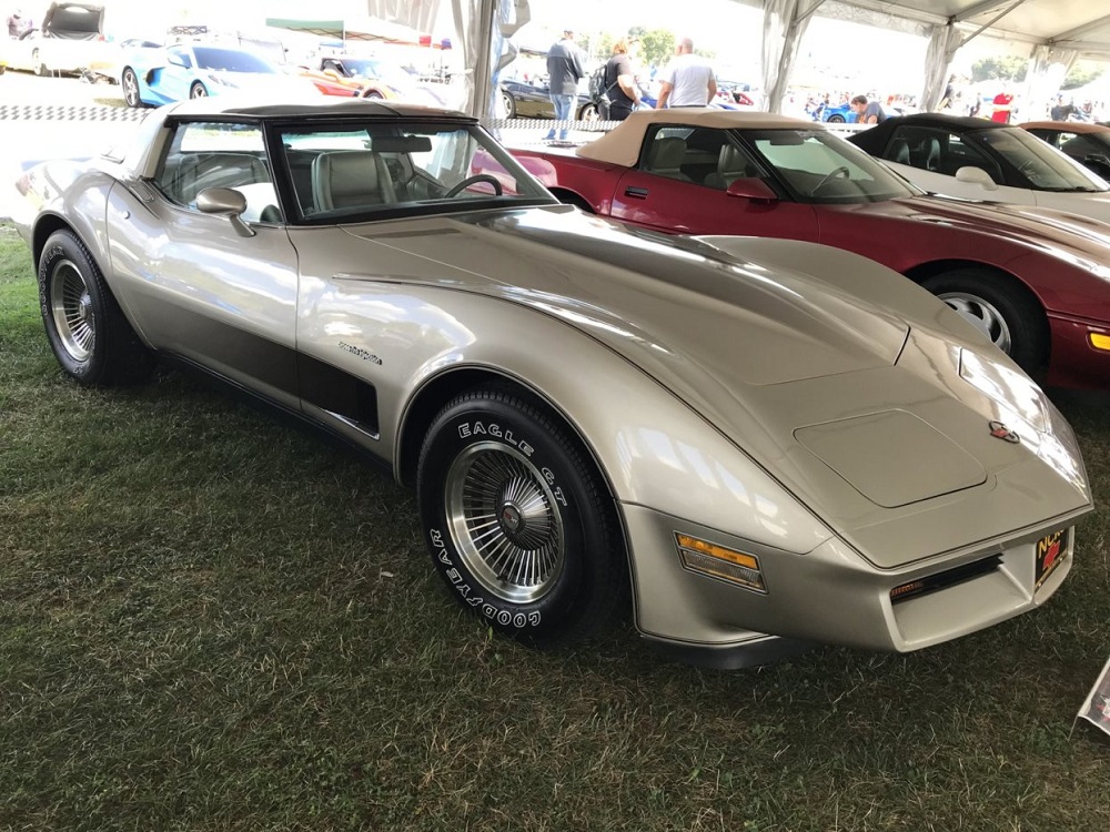 1980s Corvette engines