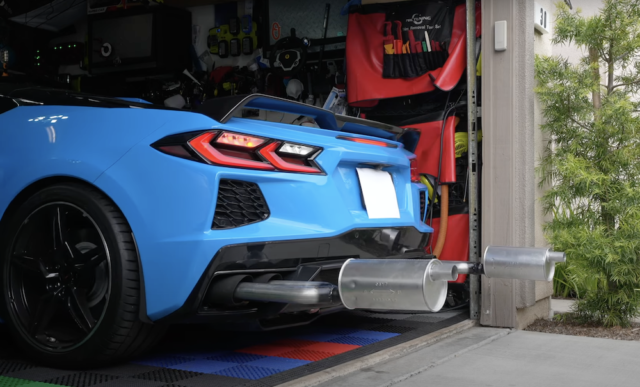 C8 Corvette Stingray Double Exhaust stealth mode hack