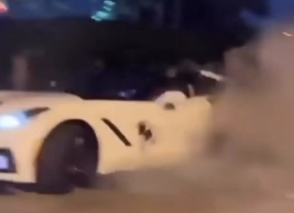 C7 Corvette Donuts Blow Tire and Fender