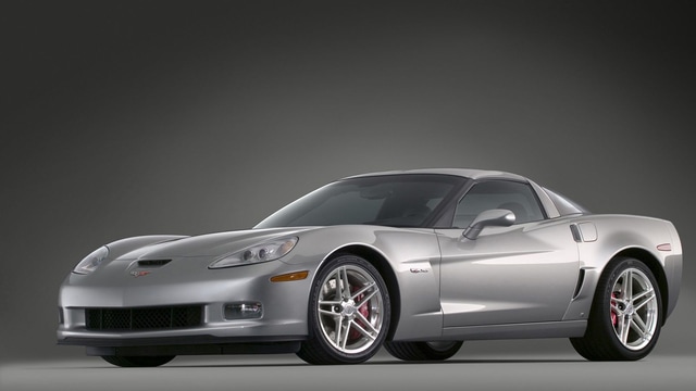 7 Reasons the LS7 is Our Favorite Corvette Engine!